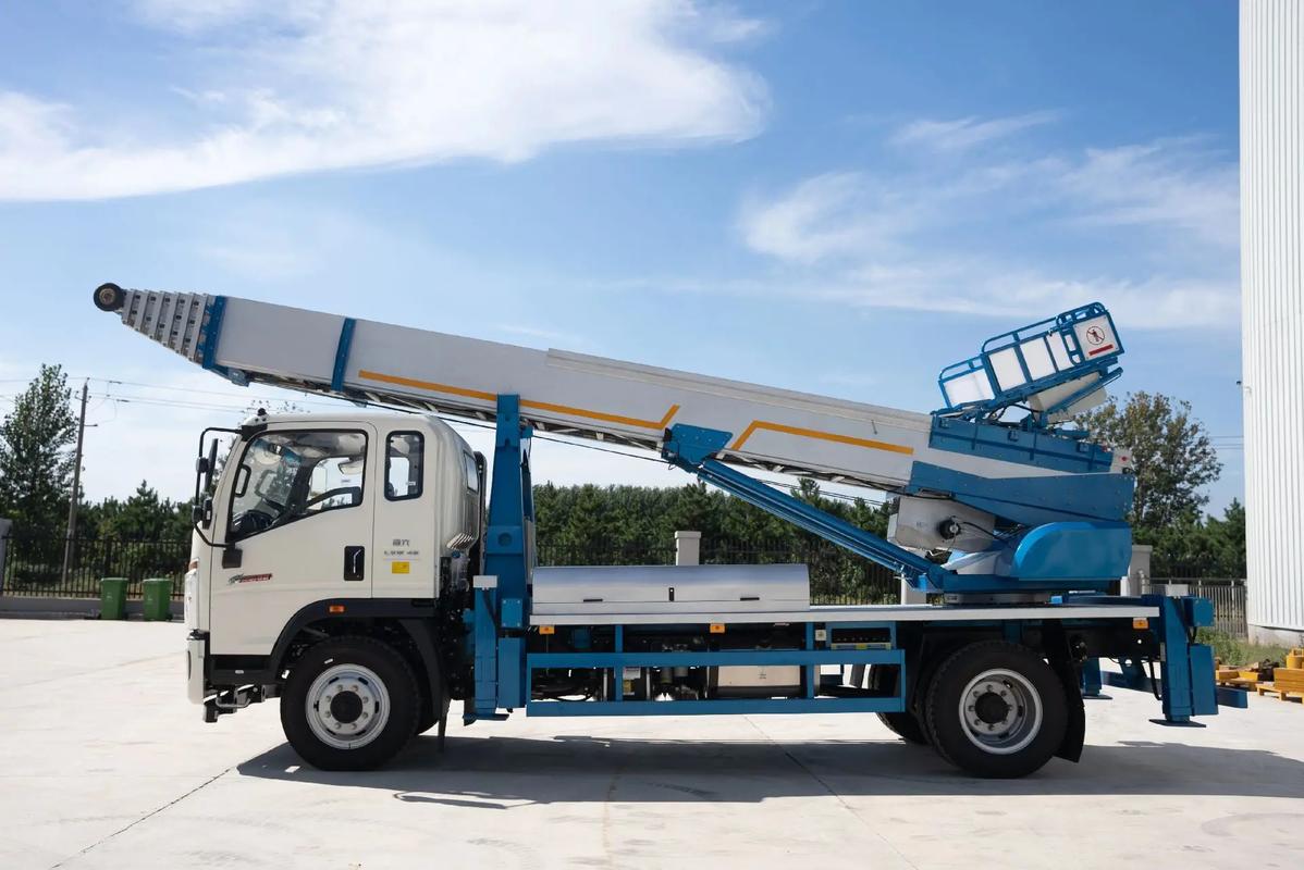 金溪县云梯上料车租赁费用