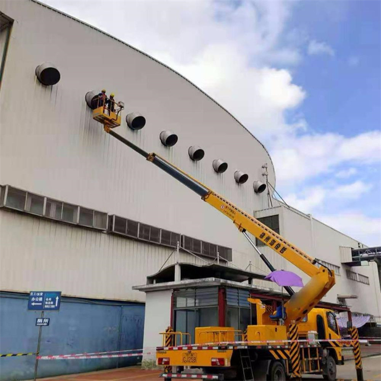 金溪县高空作业车出租服务：专业广告牌安装解决方案